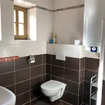 Деревянный коттедж Bajana