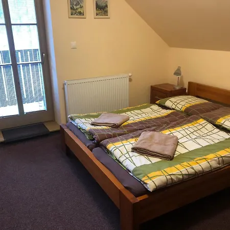 Gerendaház Bajana Deménvölgy