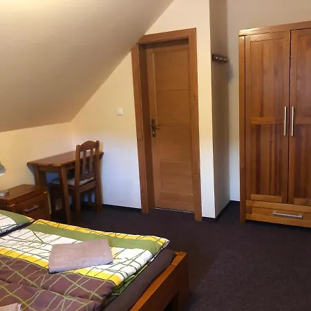 Bajana Lodge *