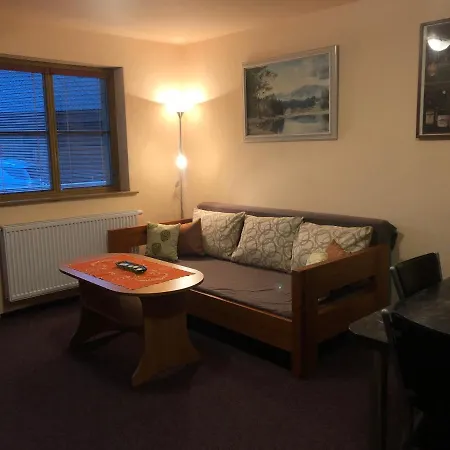 Bajana * Deménvölgy